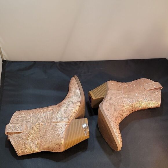 BRAND NEW FOREVER RIVER RHINESTONE WESTERN BOOTIES - Picture 11 of 13